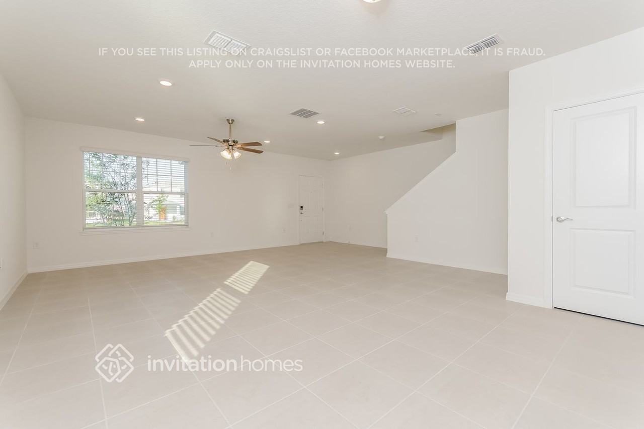 16390 Grey Pine Dr - Photo 5 of 19