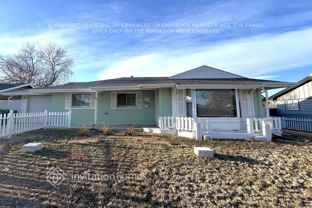 820 Essex Dr - Photo 1 of 1