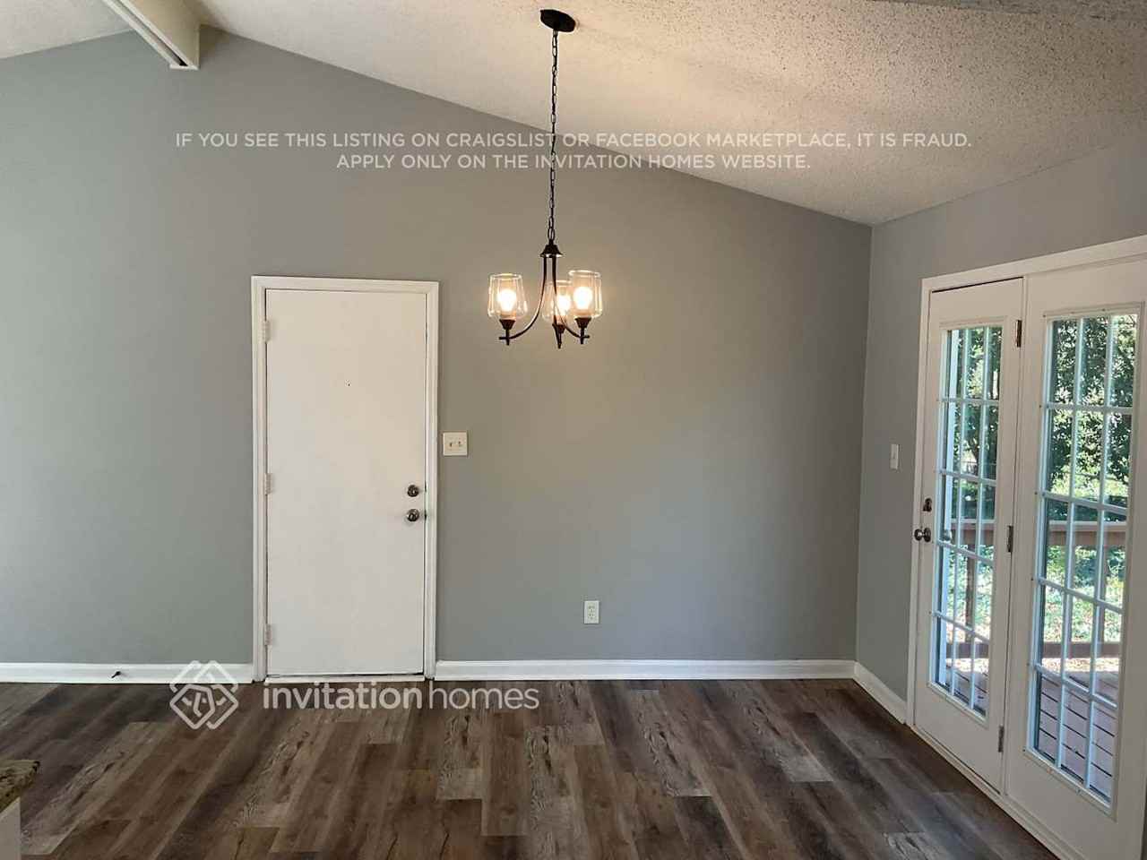 114 Parkview Dr - Photo 4 of 15