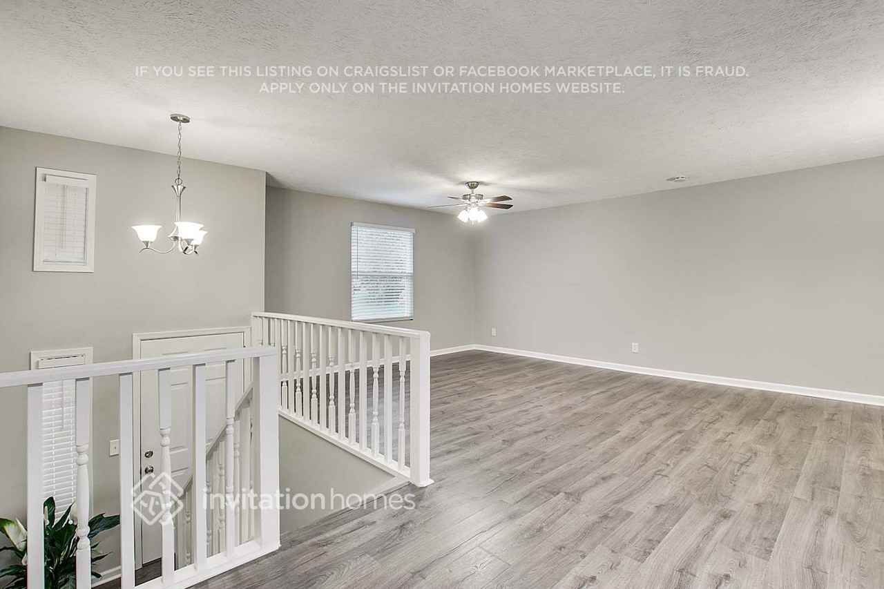 6165 Queens Rd - Photo 4 of 20