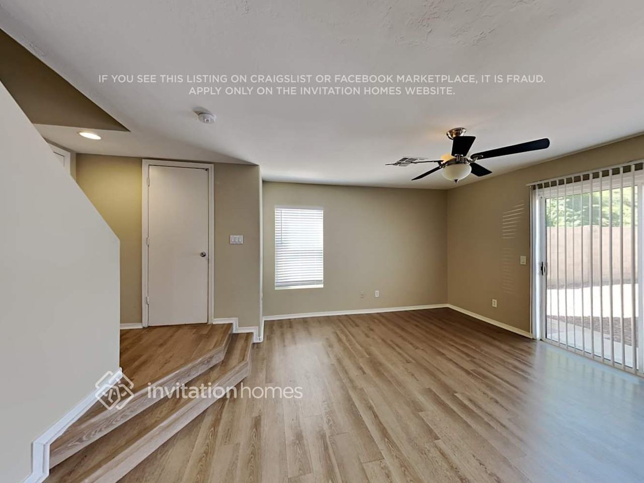 12112 W Dahlia Dr - Photo 4 of 17