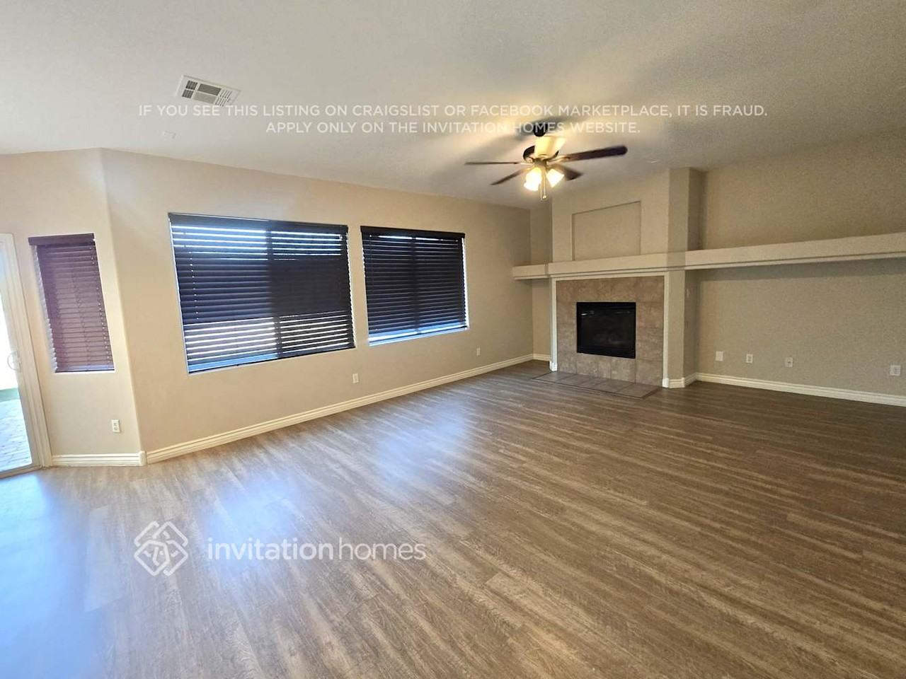 5492 Oatfield St - Photo 3 of 21