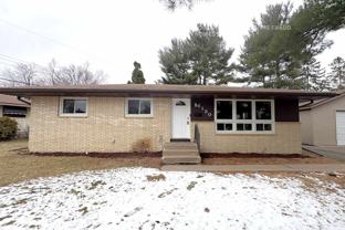 6130 Scott Ave N - Photo 1 of 1