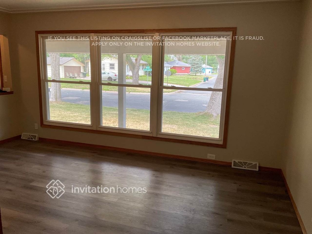 614 Centennial Dr - Photo 4 of 11