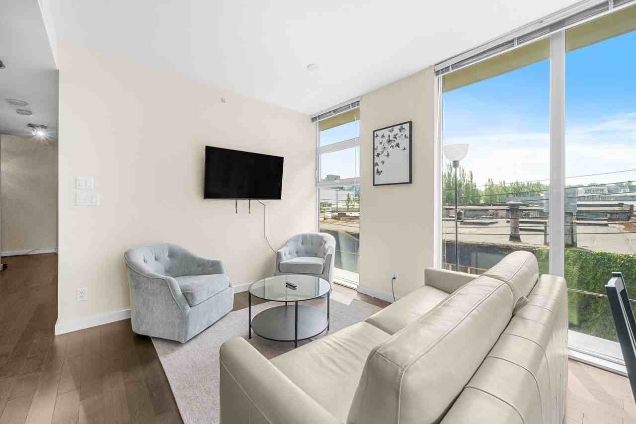 38 West 1st Avenue #304 - Photo 4 of 24