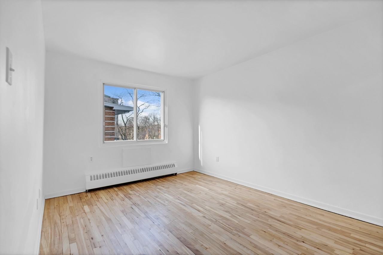 7085 Boul Viau — photo 3