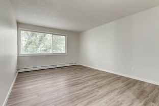 Williamson Manor - Photo 1 of 1