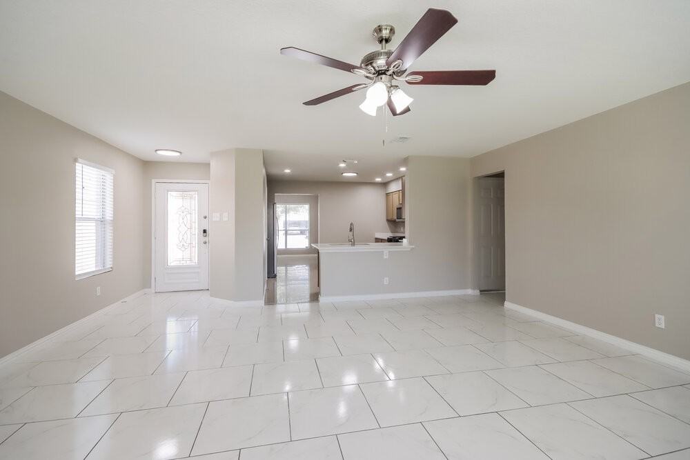 7310 Fox Scene Dr - Photo 6 of 20