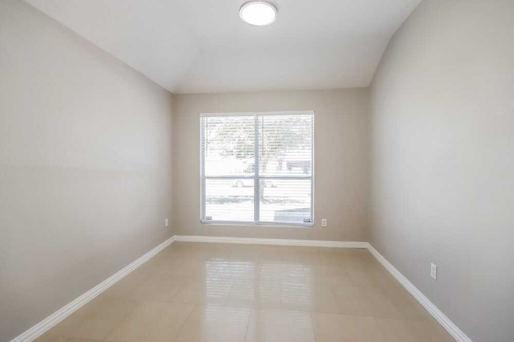 7310 Fox Scene Dr - Photo 7 of 20