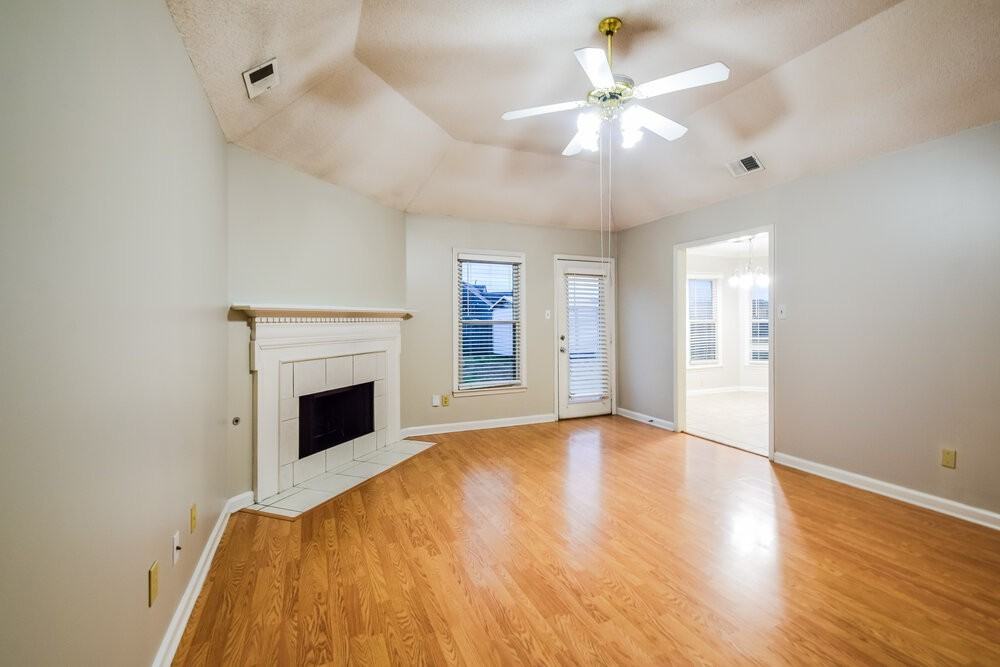 4560 Wood Fox Cv - Photo 6 of 17