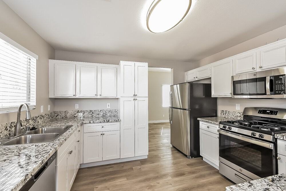 3406 Genesee Gorge Ave - Photo 6 of 17