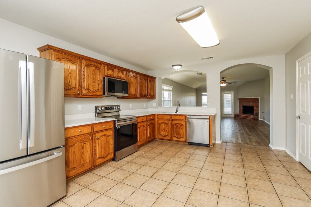 2201 Woodberry Dr - Photo 7 of 19