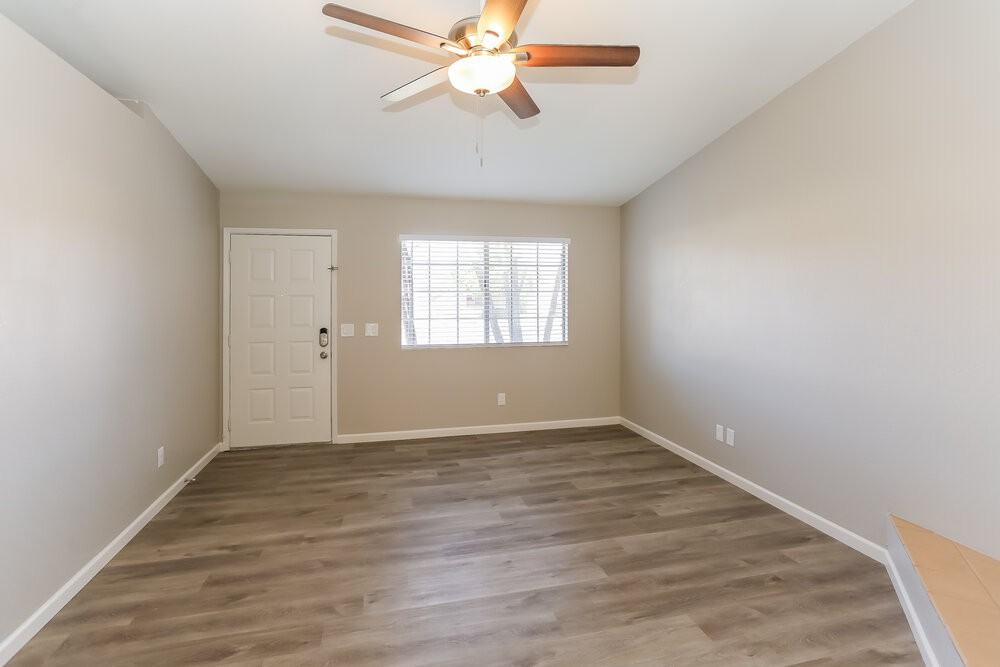 1417 E Irwin Ave - Photo 4 of 19