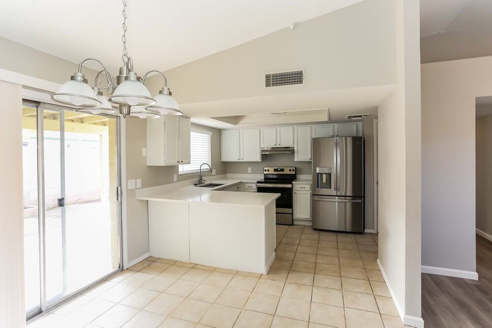 1417 E Irwin Ave - Photo 6 of 19