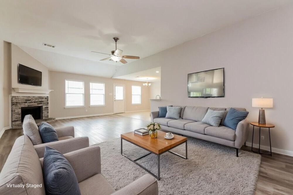 708 Mackenzie Dr - Photo 4 of 19