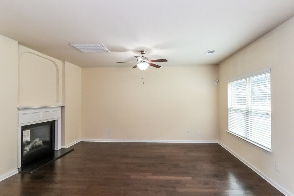 4710 Cabrini Pl - Photo 4 of 17