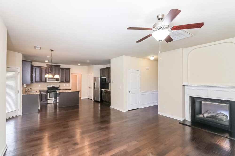 4710 Cabrini Pl - Photo 5 of 17