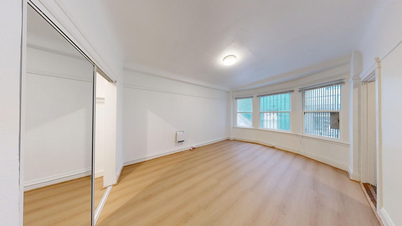 346 Leavenworth Street - Photo 2 of 13