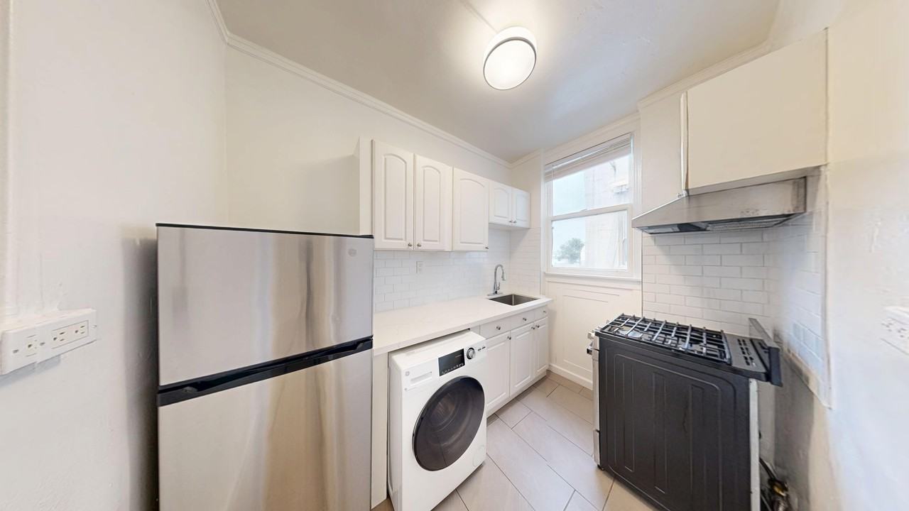 685 Geary Street - Photo 2 of 16