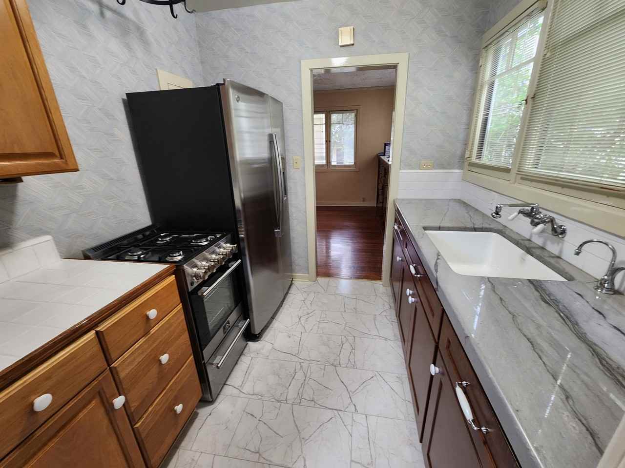 228 North Myrtle Avenue #C - Photo 6 of 21