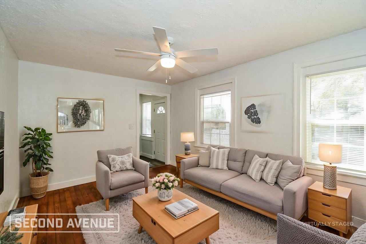 1585 W 16th St - Photo 3 of 24