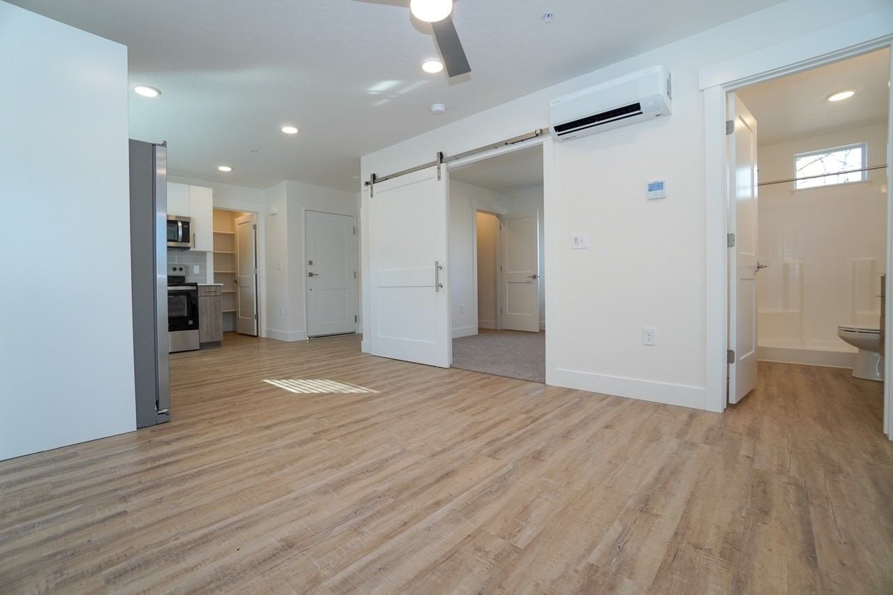 4632 North Iota Lane - Photo 7 of 19