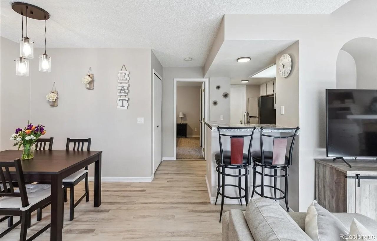 8331 S UPHAM WAY - Photo 4 of 17