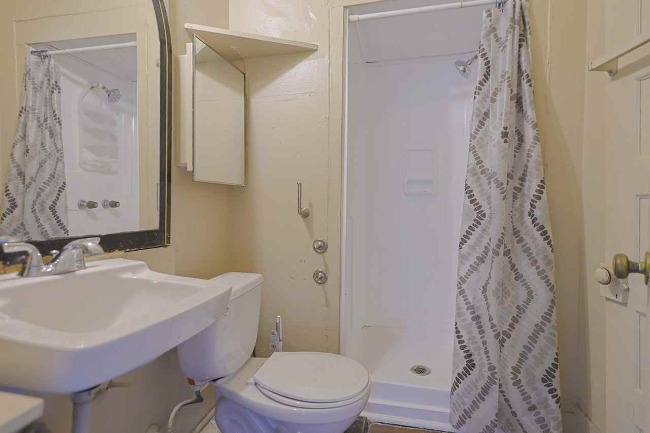 319 North Street - Photo 4 of 28