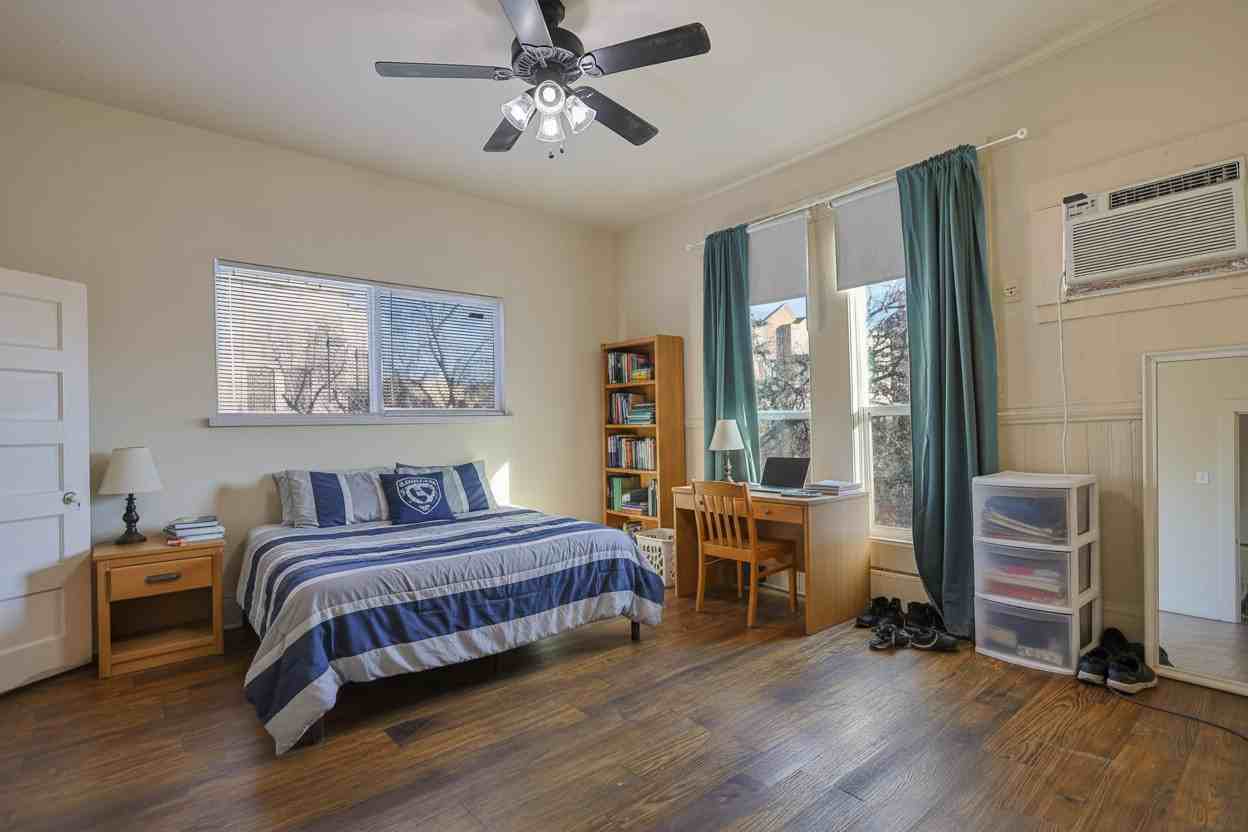 319 North Street - Photo 5 of 28