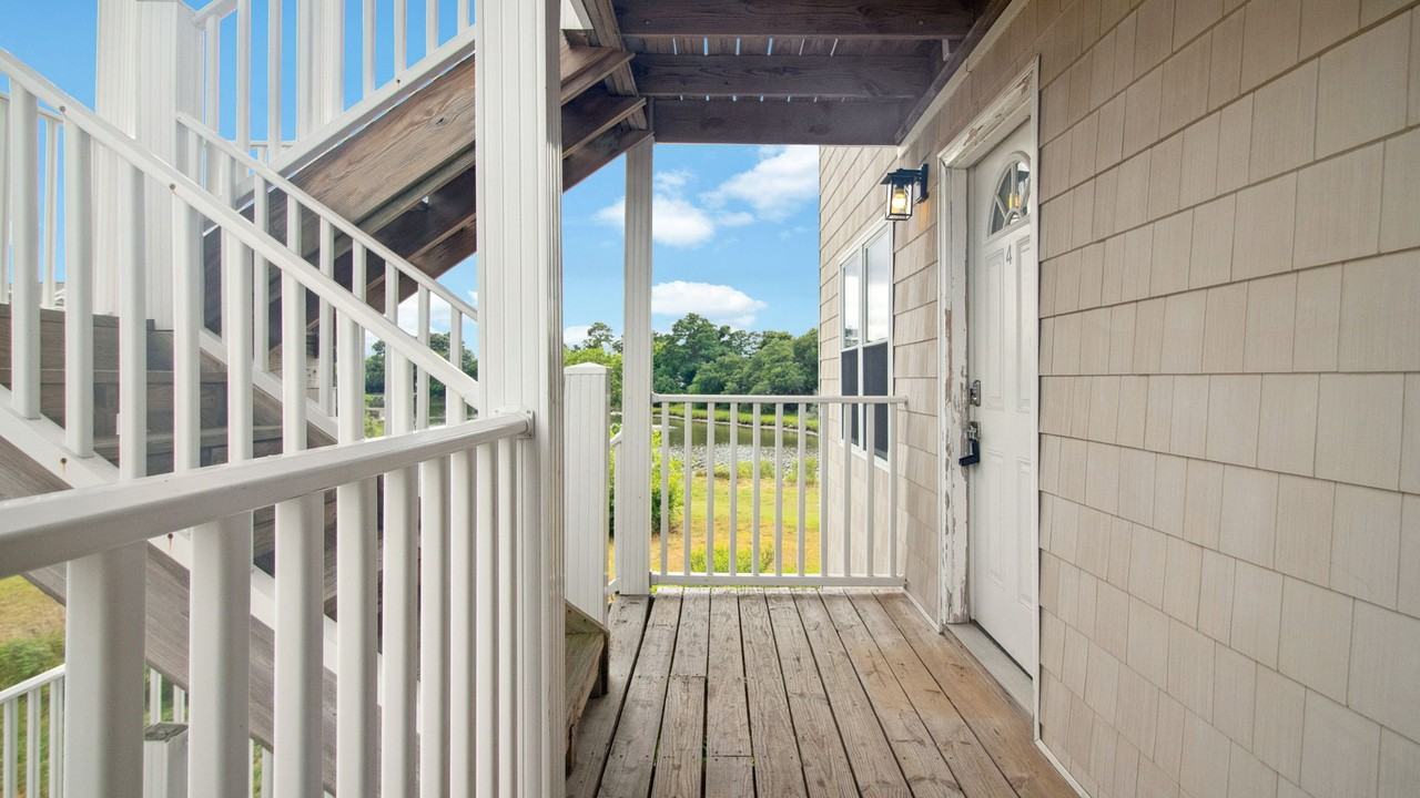 9527 3rd Bay Street - Photo 3 of 21