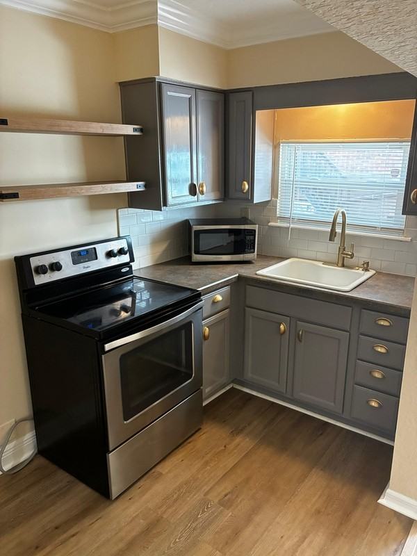 2738 Riverside Ave - Photo 5 of 12