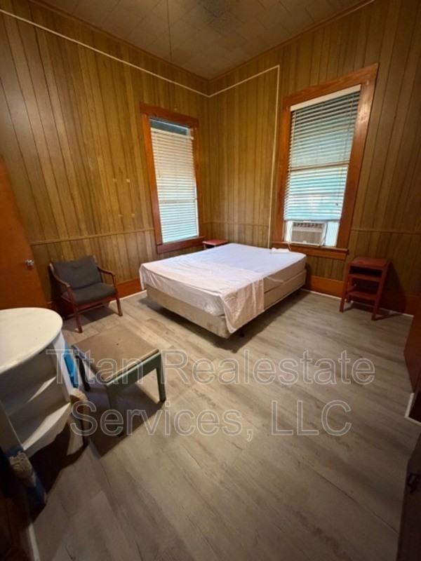 218 W Saint Peter St #7 - Photo 2 of 7