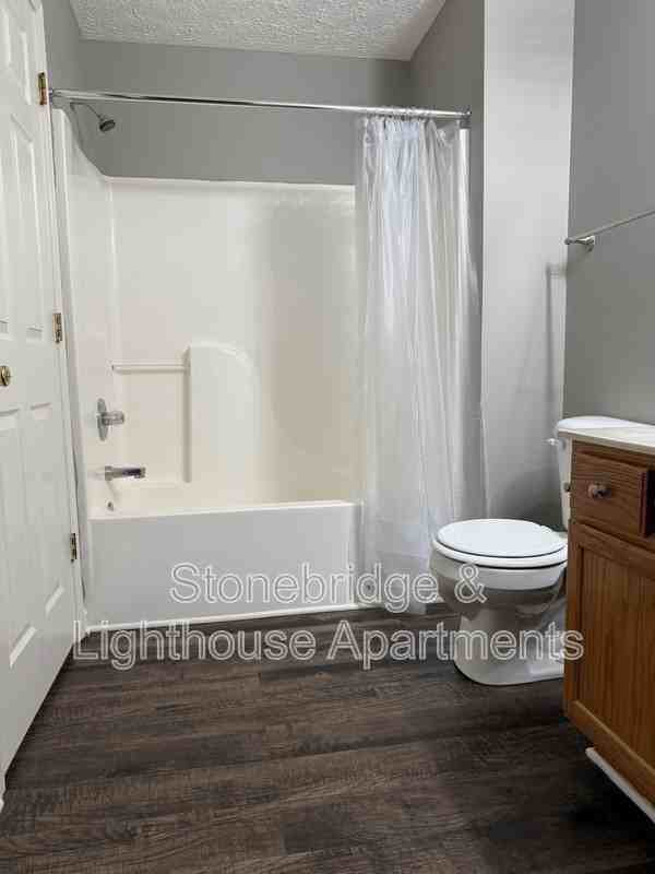 1207 Lighthouse Cv Bldg E - Photo 7 of 11