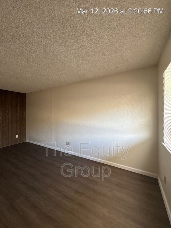 1861 Emma Lee Ln - Photo 3 of 18
