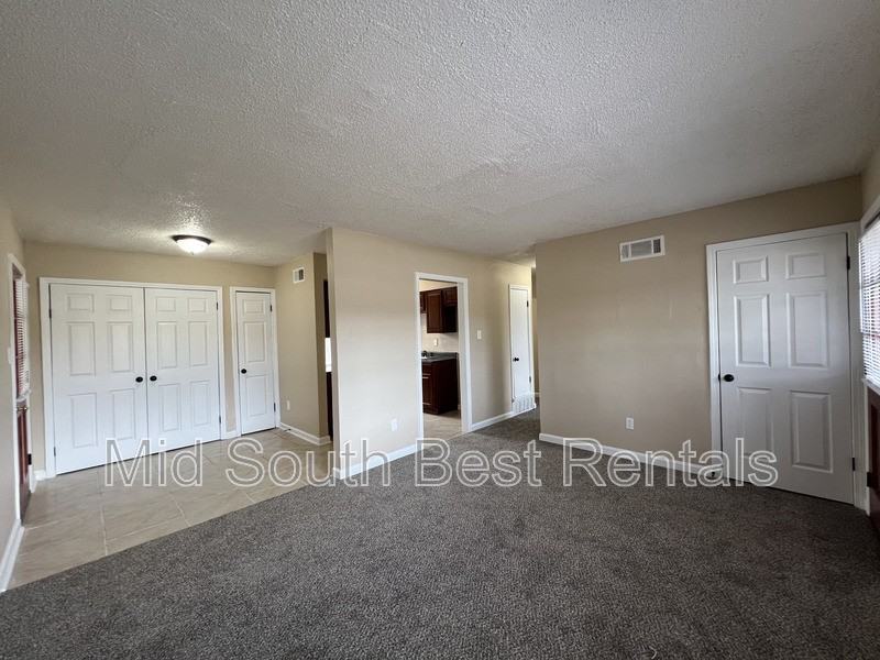 3738 Wolf Trail Dr - Photo 5 of 15