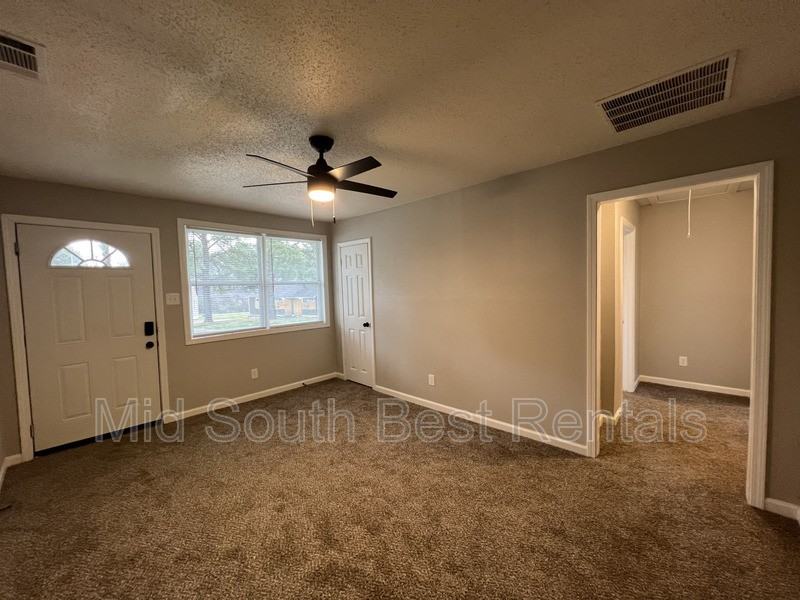 2997 Waynoka Cv - Photo 4 of 12