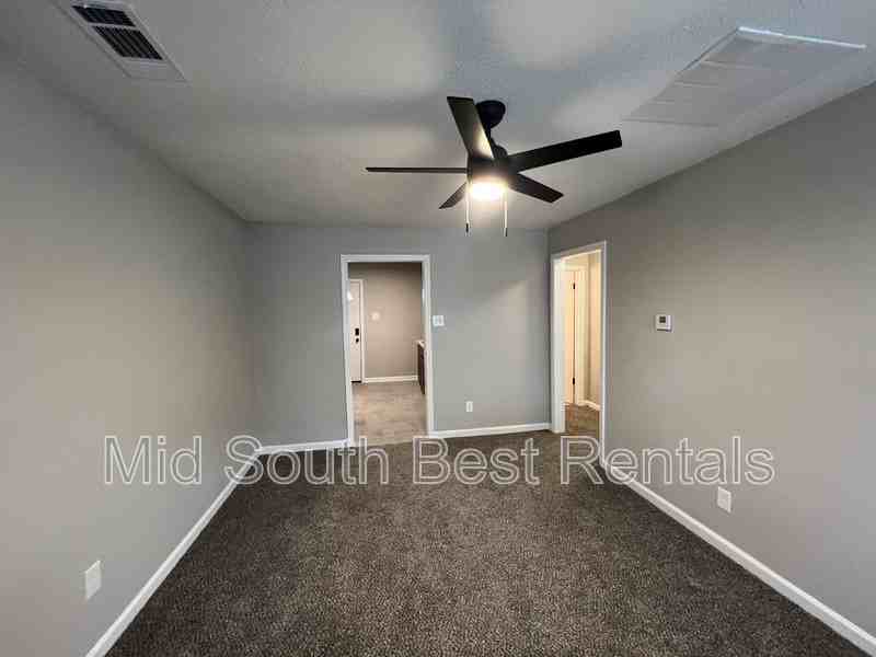 2995 Waynoka Cv - Photo 7 of 12