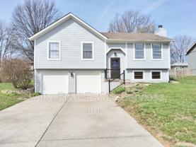 228 Se Bristol Dr - Photo 1 of 1