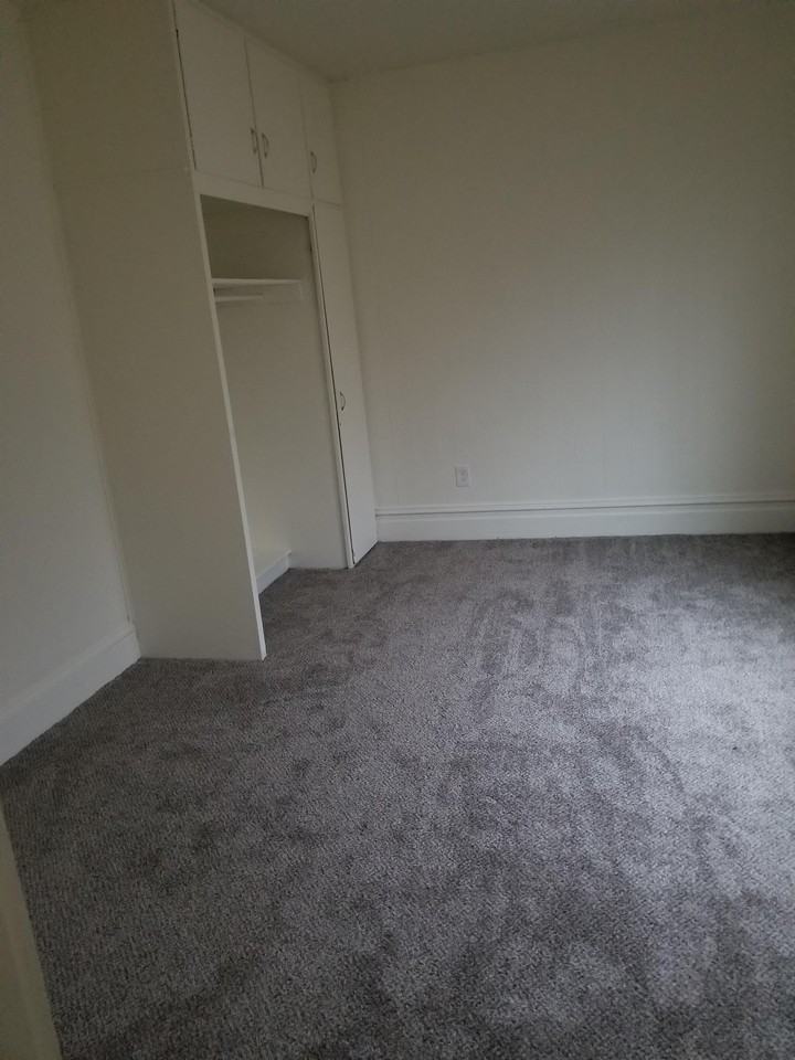 10 North Touchet Street - Photo 7 of 20