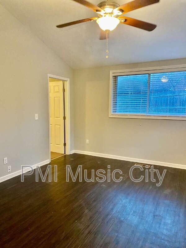 197 Hicks Rd - Photo 6 of 10