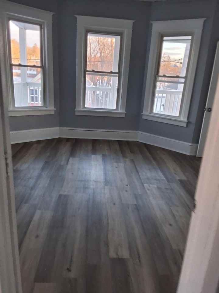 201 Winnikee Avenue - Photo 2 of 7