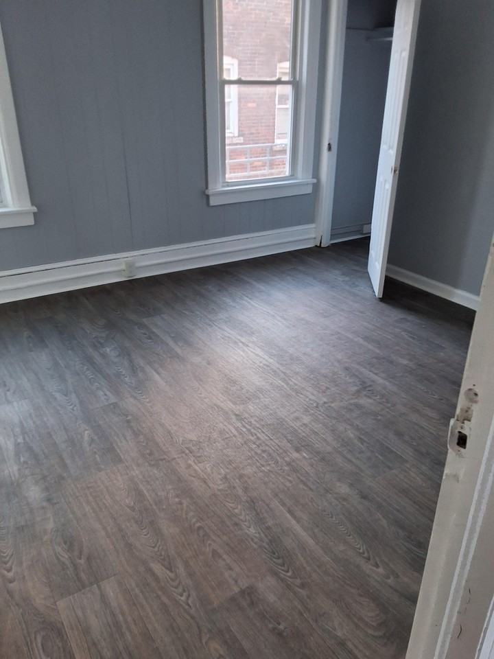 201 Winnikee Avenue - Photo 4 of 7