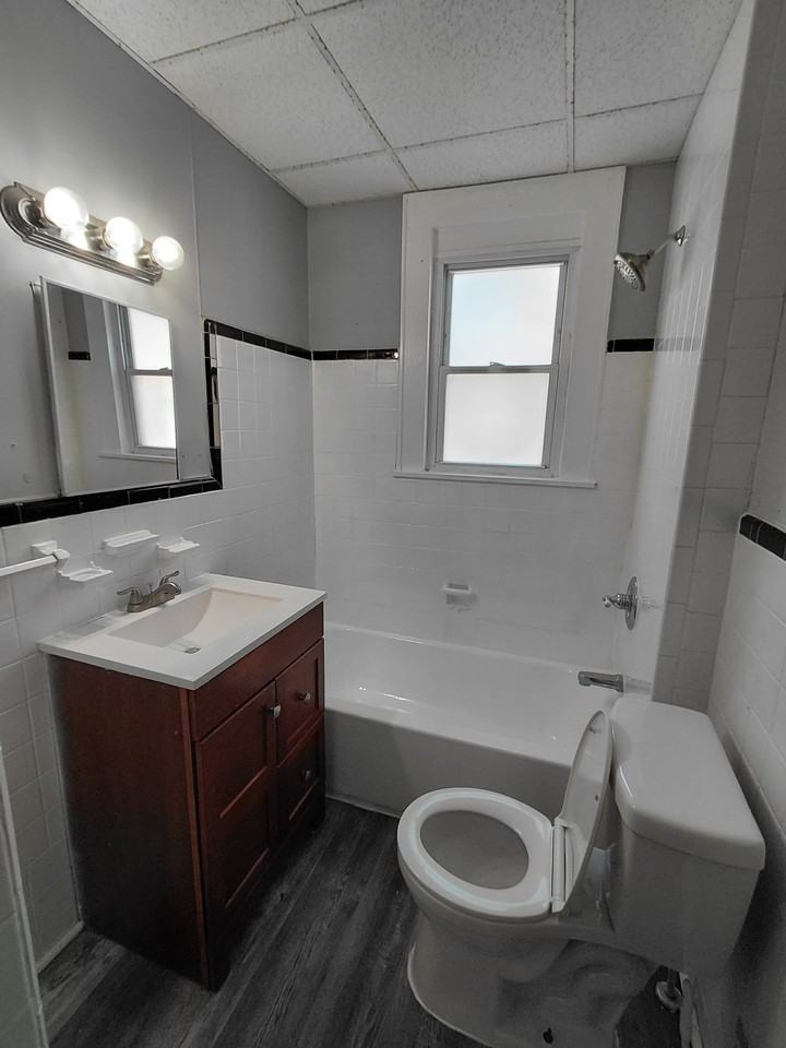 204 North Hamilton Street - Photo 5 of 5