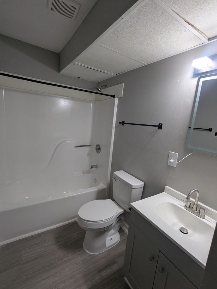 309 E 4th Ave Apt 4 G - Photo 3 of 5