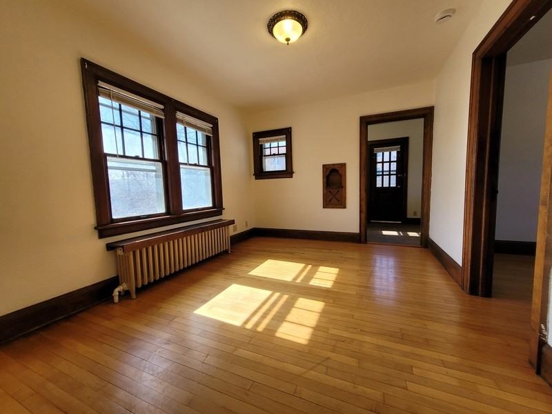 426 S Quincy St - Photo 7 of 8