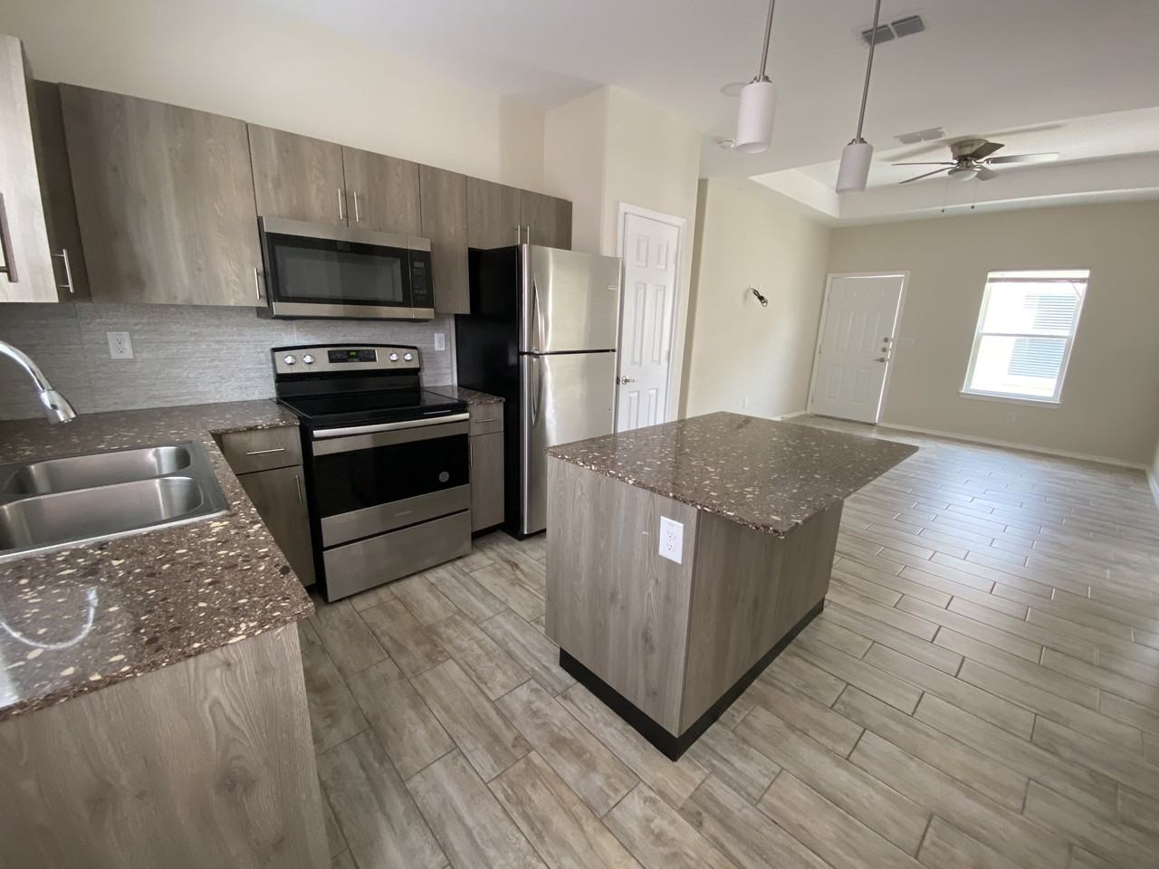 Hiawatha Apartments - Photo 2 of 6