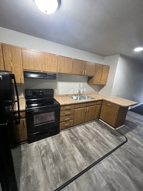 825 Wisconsin St - Photo 4 of 25