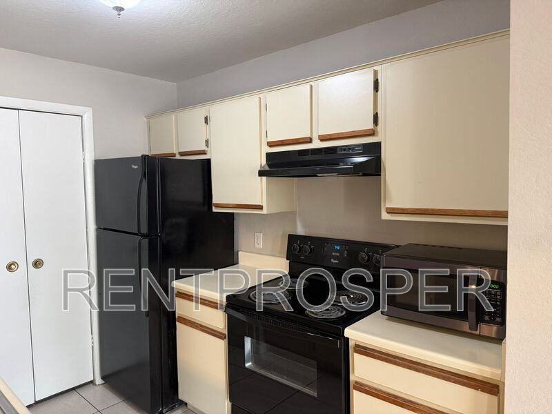 5545 Devonbriar Way #I202 - Photo 6 of 21