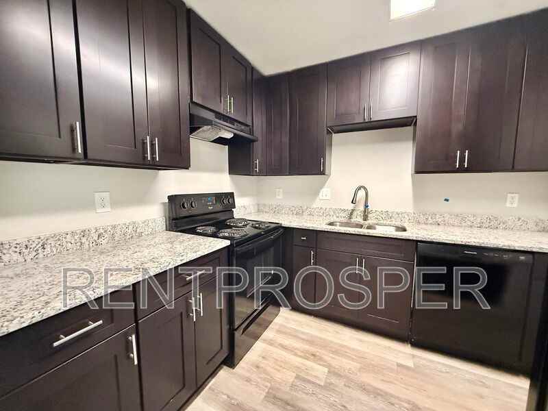 4111 S Semoran Blvd #16 - Photo 3 of 29