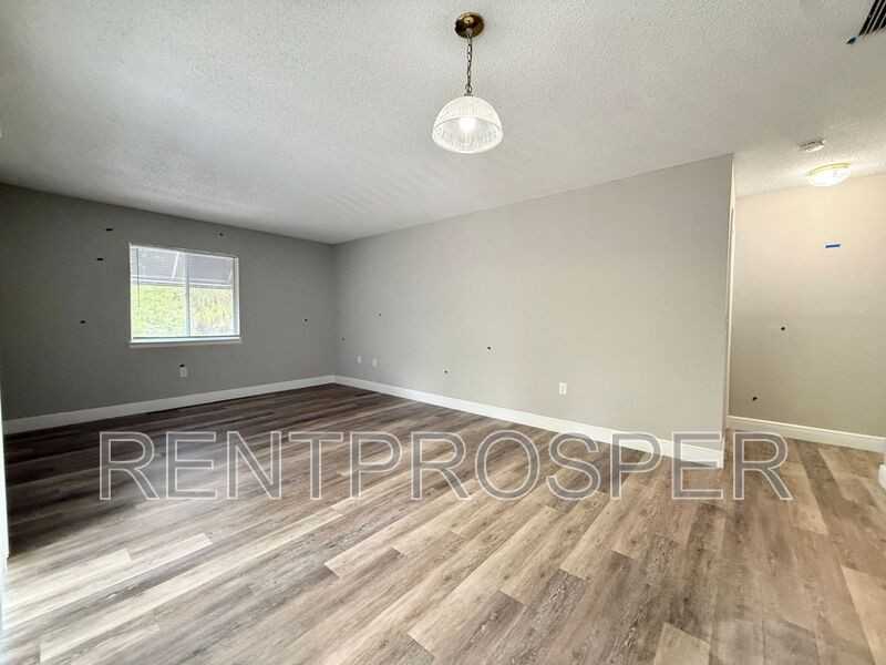 4111 S Semoran Blvd #16 - Photo 4 of 29